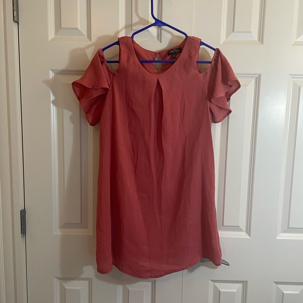 Love Reign Summer Dress Cut Out Short Sleeve Blouse
